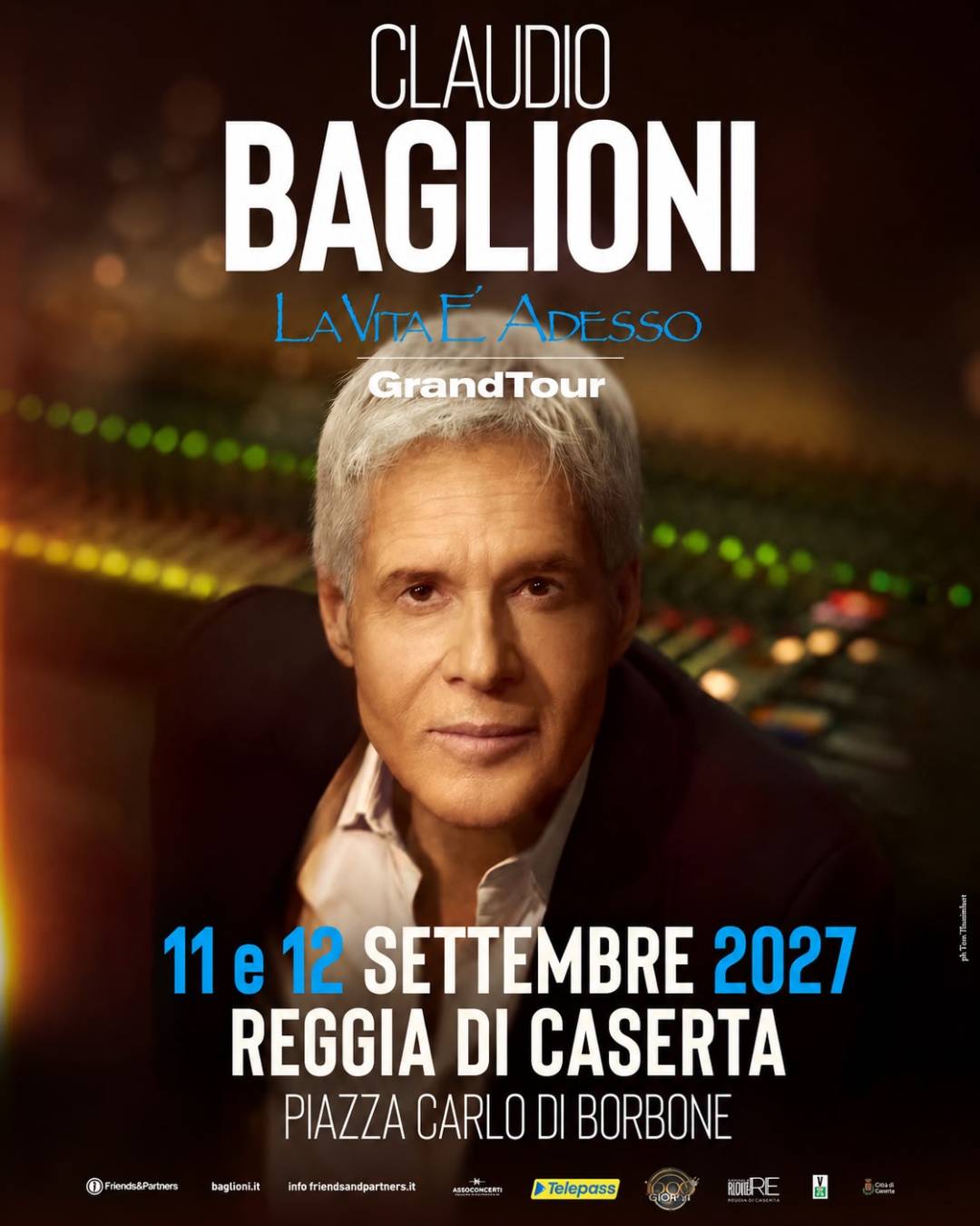 BUS CLAUDIO BAGLIONI AT REGGIA DI CASERTA – CASERTA