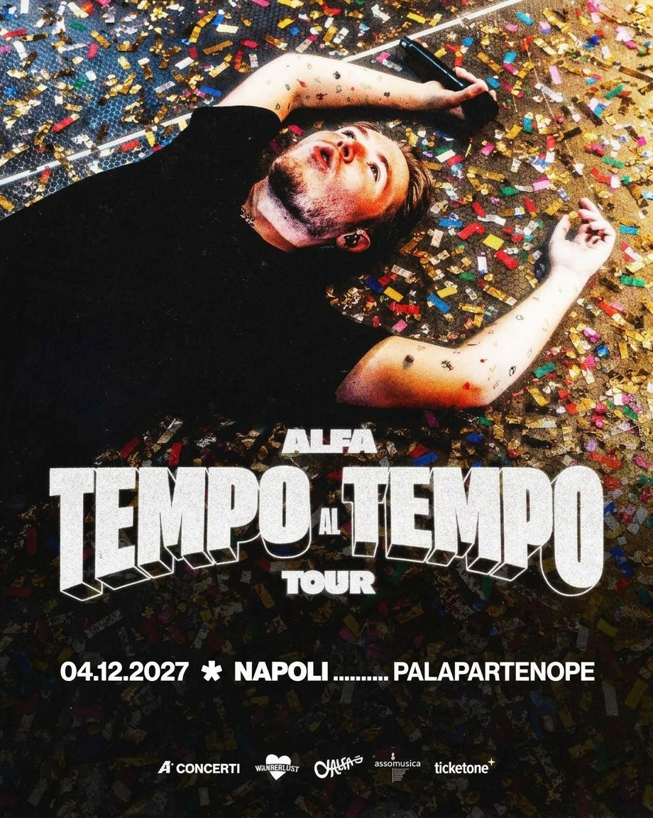 BUS ALFA AT TEATRO PALAPARTENOPE - NAPOLI